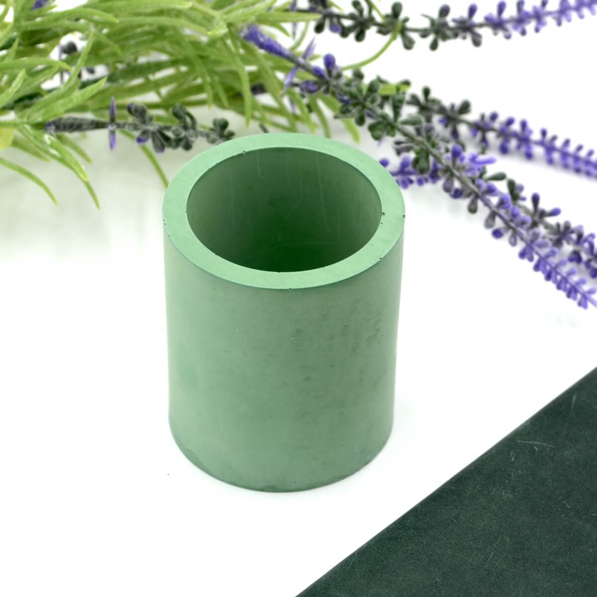 lumanare parfumata suport ceramic verde cilindric